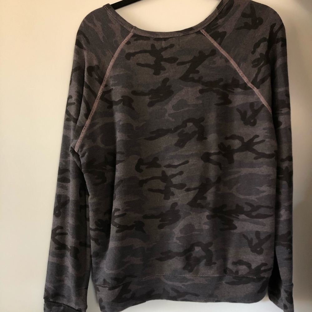 Sundry pullover - Picture 2 of 2